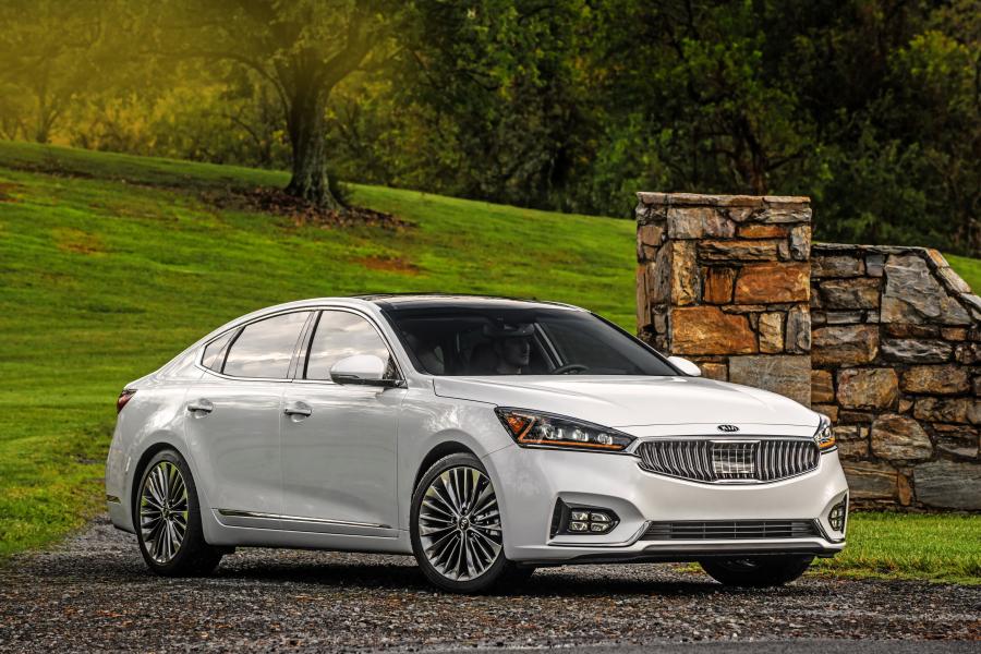  Kia Cadenza (YG) 2016 года  (NA) (фото 11 из 41)